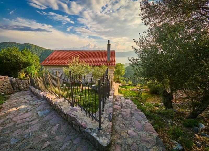 Casa Di Lukovic II Βίλα Τίβατ Εξωτερικό φωτογραφία